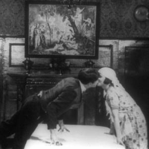 Still of Fridette Fatton and Michel Simon in Tire au flanc (1928)