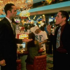 Still of Vince Vaughn and Jon Favreau in Swingers 1996