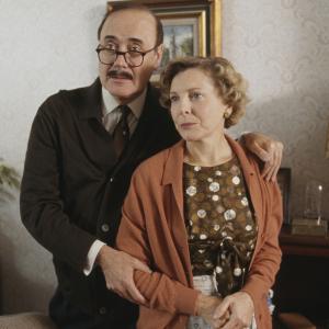 Still of Barbara Ferris and Victor Spinetti in The Krays (1990)