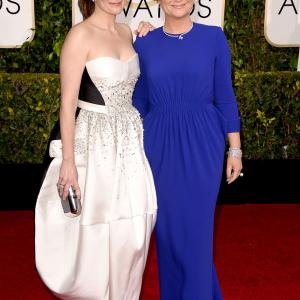 Tina Fey and Amy Poehler at event of The 72nd Annual Golden Globe Awards 2015