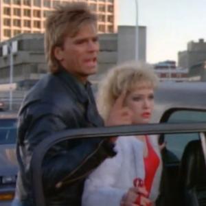 MacGyver: Holly Fields and Richard Dean Anderson