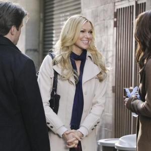 Still of Nathan Fillion Laura Prepon and Stana Katic in Kastlas 2009