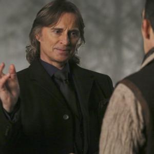 Still of Robert Carlyle and Patrick Fischler in Once Upon a Time 2011