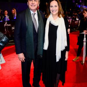 Lucy Fisher and Douglas Wick at event of Insurgente 2015