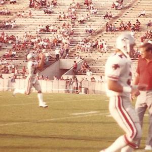 #83 Jimmy Fitzpatrick catching a pass from John Reaves prior to playing Chicago