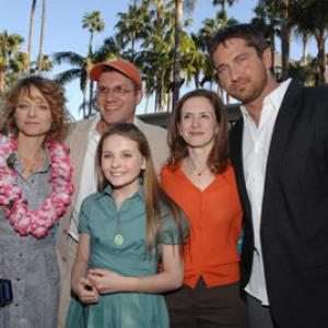 Jodie Foster Gerard Butler Jennifer Flackett and Abigail Breslin