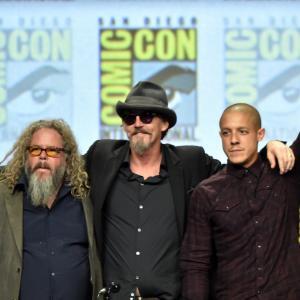 Tommy Flanagan, Theo Rossi and Mark Boone at event of Sons of Anarchy (2008)