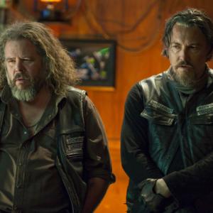 Still of Tommy Flanagan and Mark Boone in Sons of Anarchy 2008