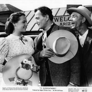 Still of John Wayne, Dorothy Ford and Hank Worden in 3 Godfathers (1948)