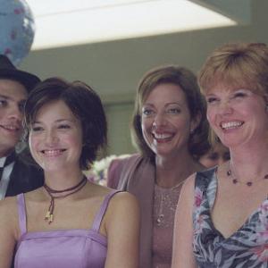 Still of Allison Janney Trent Ford Mandy Moore and Connie Ray in How to Deal 2003