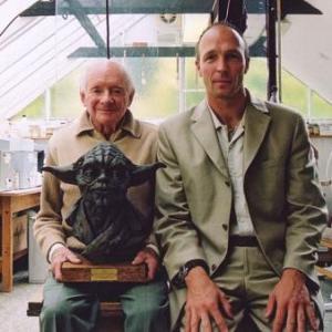 Hans Pfleiderer visiting and interviewing MakeUpDesigner Stuart Freeborn 2001A Space Odyssey Star Wars and Yoda near London UK for his documentary MOONWATCHERMEETING THE UNKNOWN