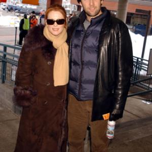 Julianne Moore and Bart Freundlich at event of World Traveler (2001)