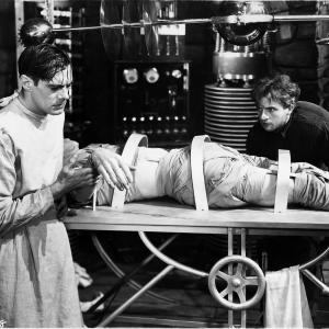 Still of Colin Clive and Dwight Frye in Frankenstein 1931
