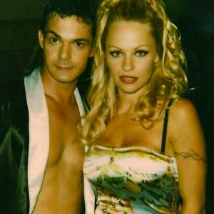 Billy Gallo and Pamela Anderson on the set of V.I.P.
