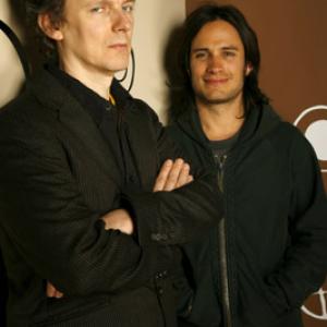 Gael García Bernal and Michel Gondry at event of La science des rêves (2006)