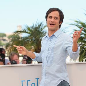 Gael García Bernal at event of The Disappearance of Eleanor Rigby: Them (2014)