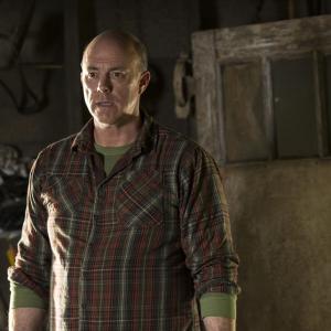 Michael Gaston as Dean on THE LEFTOVERS