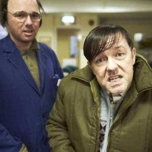 Still of Ricky Gervais and Karl Pilkington in Derek Pilot 2012