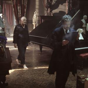 Still of Anthony Hopkins and Giancarlo Giannini in Hannibal 2001