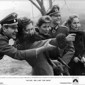Julian Glover Sheila Gish Doris Kunstmann and Simon Ward at event of Hitler The Last Ten Days 1973