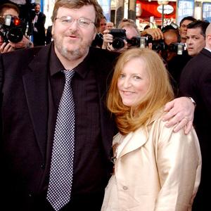 Kathleen Glynn and Michael Moore at event of Fahrenheit 9/11 (2004)