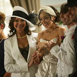 Still of Iddo Goldberg, Cherie Lunghi, Ashley Madekwe and Billie Piper in Secret Diary of a Call Girl (2007)
