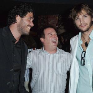 Ashton Kutcher Jason Goldberg and David Janollari at event of Beauty and the Geek 2005