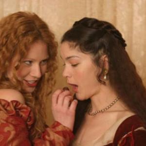 Still of Heather Goldenhersh and Lynn Collins in The Merchant of Venice 2004