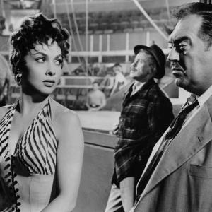 Still of Thomas Gomez and Gina Lollobrigida in Trapeze 1956
