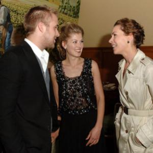 Embeth Davidtz Ryan Gosling and Rosamund Pike at event of Fracture 2007