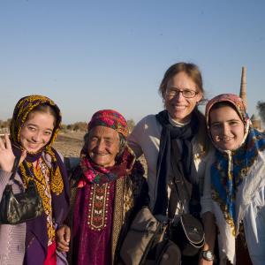 Turkman Ladies, Kunya Urgench, ruins of Gurganj