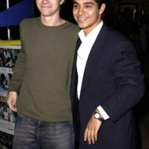 Wilmer Valderrama and Topher Grace at event of Summer Catch 2001