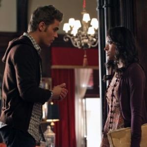 Still of Kat Graham and Paul Wesley in Vampyro dienorasciai (2009)