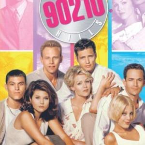Luke Perry, Jason Priestley, Jennie Garth, Tori Spelling, Brian Austin Green, Tiffani Thiessen and Ian Ziering in Beverli Hilsas, 90210 (1990)