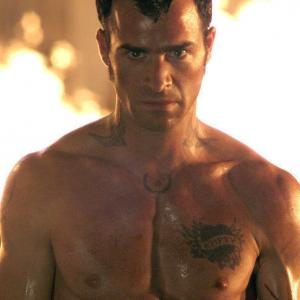 Justin Theroux  Charlies Angels Design and application of tattoos visual representation of extreme heat wound