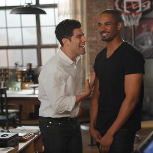 Still of Max Greenfield and Damon Wayans Jr in New Girl 2011