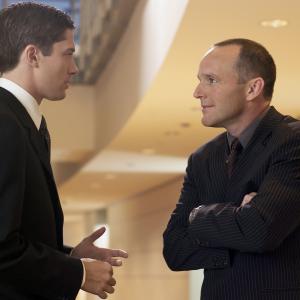 Still of Clark Gregg and Topher Grace in In Good Company 2004