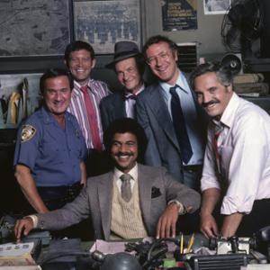 Ron Carey, Max Gail, Ron Glass, James Gregory, Steve Landesberg and Hal Linden in Barney Miller (1974)