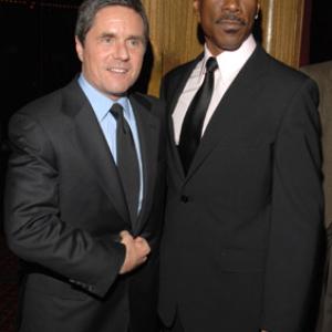Eddie Murphy and Brad Grey at event of Dreamgirls (2006)