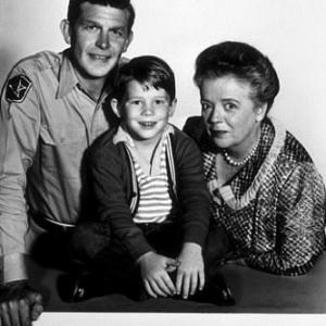 Andy Griffith Show The Ron Howard Andy Griffith Frances Bavier 1960 CBS