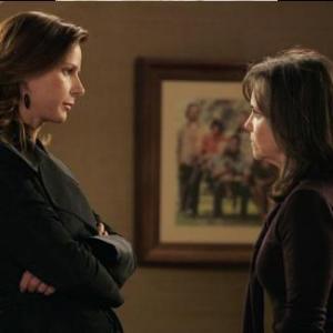 Still of Sally Field and Rachel Griffiths in Brothers amp Sisters 2006