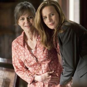 Still of Sally Field and Rachel Griffiths in Brothers & Sisters (2006)