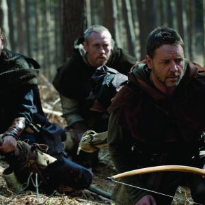 Still of Russell Crowe Alan Doyle Kevin Durand and Scott Grimes in Robinas Hudas 2010