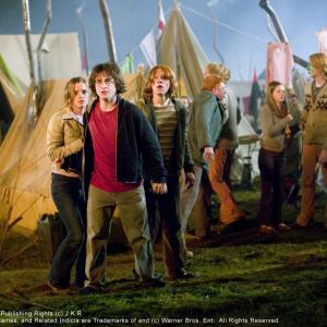 Still of Rupert Grint Daniel Radcliffe and Emma Watson in Haris Poteris ir ugnies taure 2005