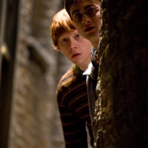 Still of Rupert Grint and Daniel Radcliffe in Haris Poteris ir netikras princas (2009)