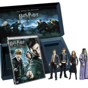 Rupert Grint Daniel Radcliffe and Emma Watson in Haris Poteris ir Fenikso brolija 2007