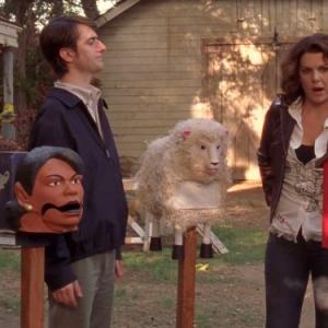Still of Lauren Graham and Sean Gunn in Gilmore Girls (2000)