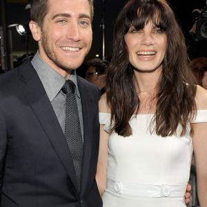 Jake Gyllenhaal and Michelle Monaghan at event of Iseities kodas (2011)