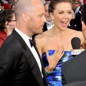 Maggie Gyllenhaal and Peter Sarsgaard at event of The 82nd Annual Academy Awards 2010