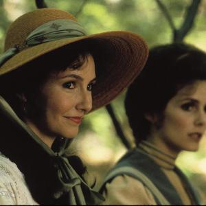Still of Mary Steenburgen and Julie Hagerty in A Midsummer Nights Sex Comedy 1982